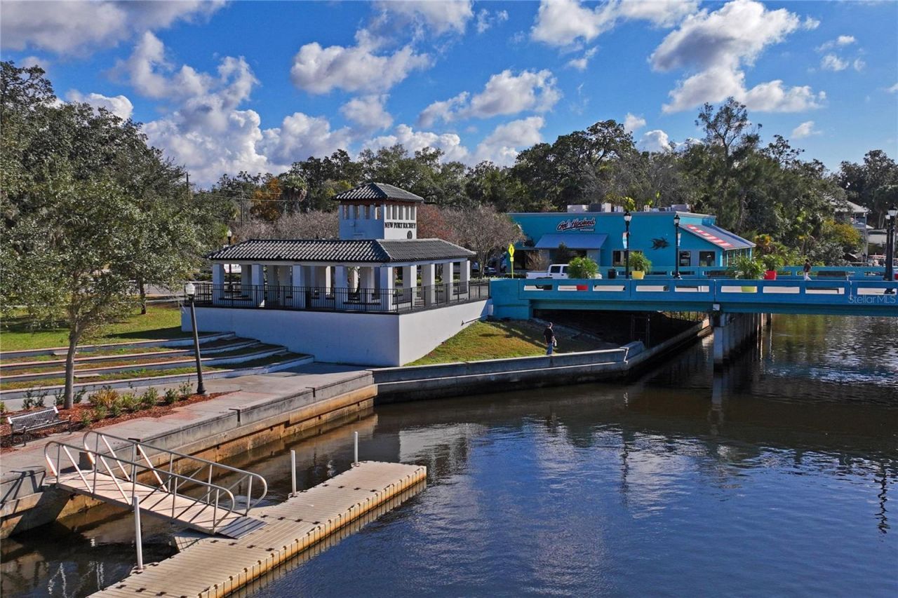 5531 Manatee Point Drive , New Port Richey, FL 34652 Photo