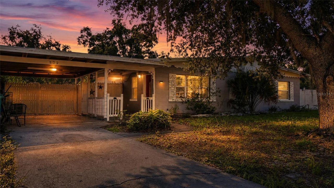 809 Donnelly Street, Eustis, FL 32726 Main Photo