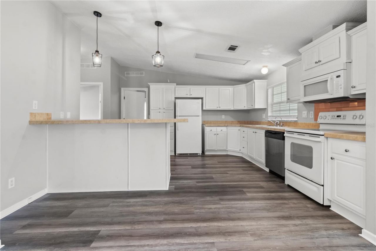 570 SW 78th Terrace , Ocala, FL 34474 Photo