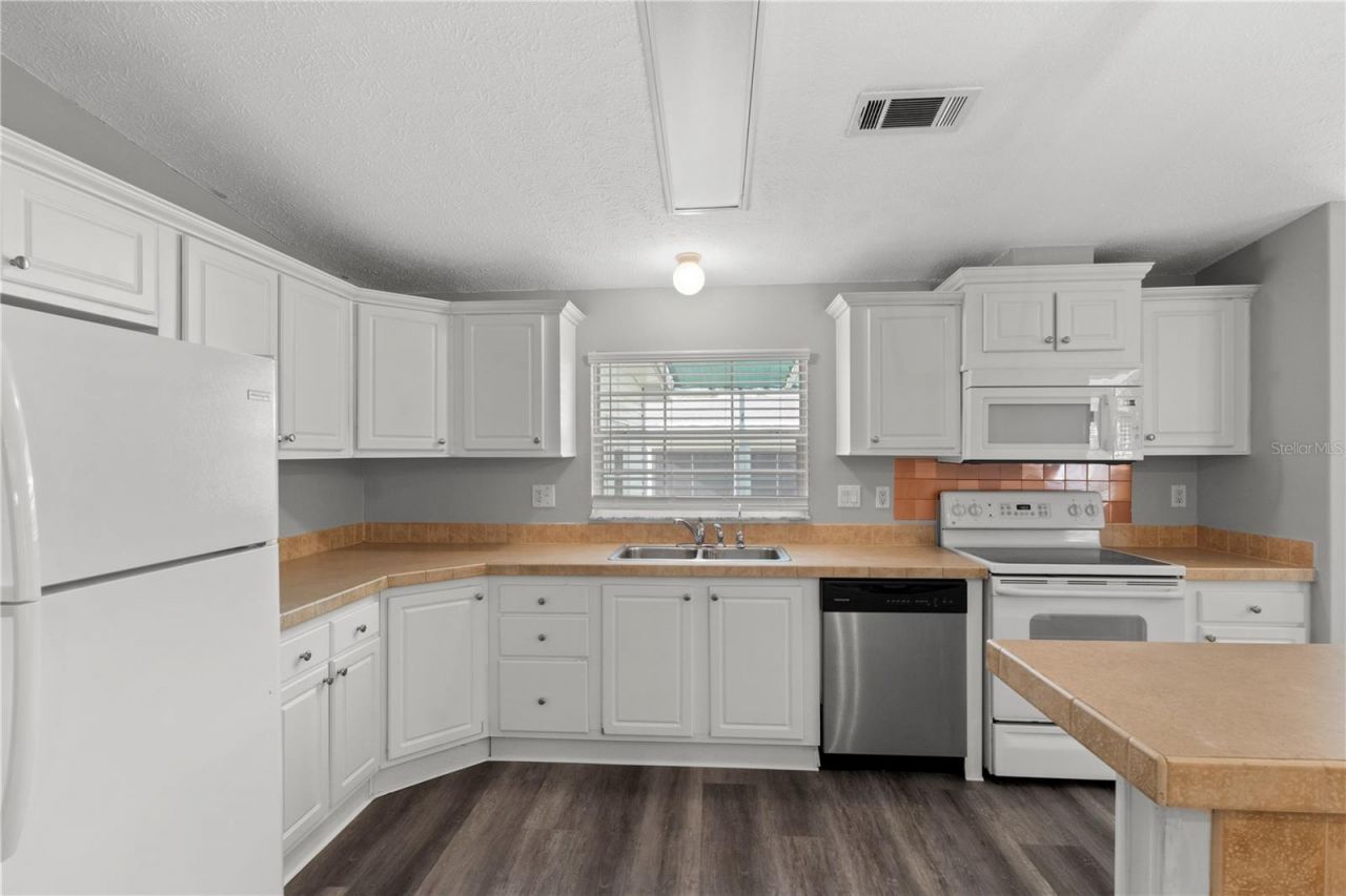 570 SW 78th Terrace , Ocala, FL 34474 Photo