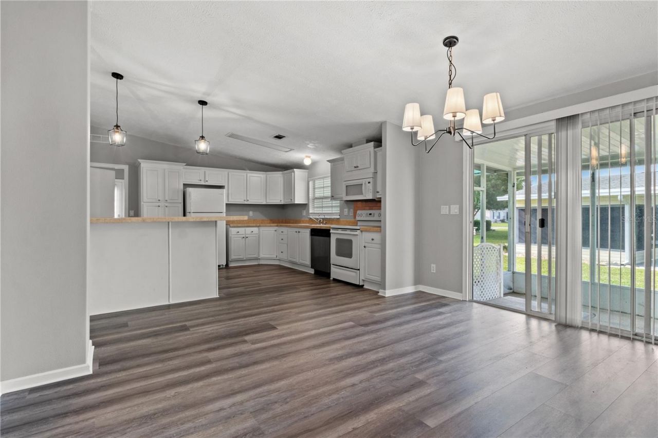 570 SW 78th Terrace , Ocala, FL 34474 Photo