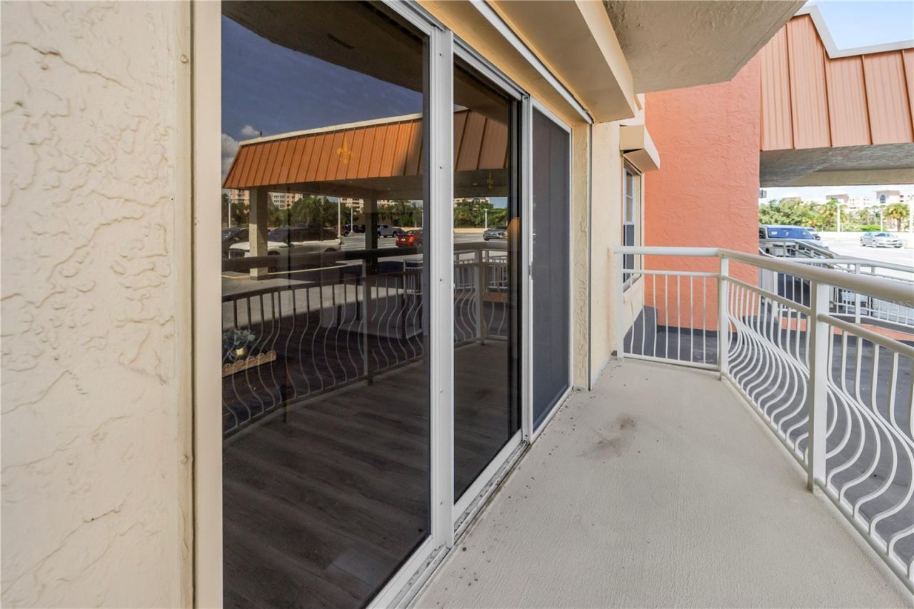 4900 Brittany Drive S, Unit 205, Saint Petersburg, FL 33715 Photo