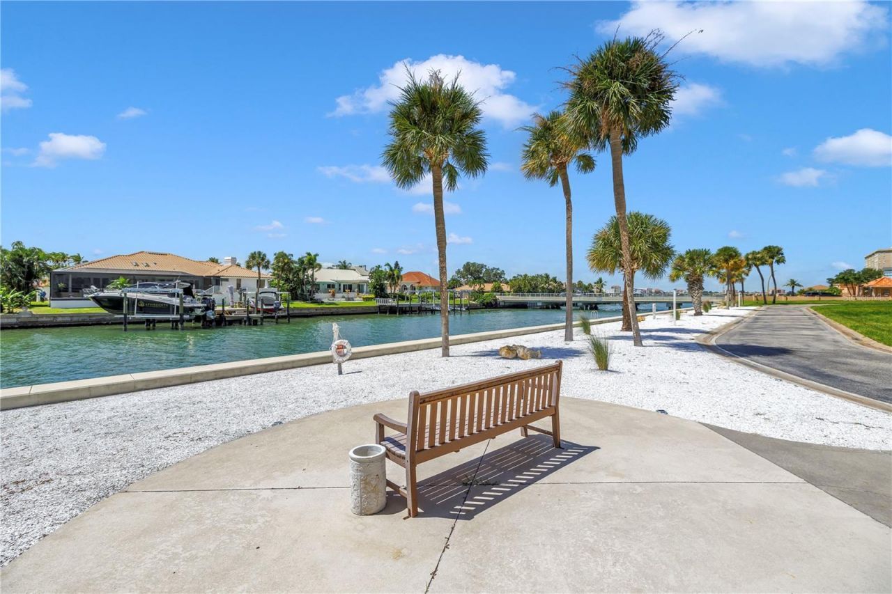 4900 Brittany Drive S, Unit 205, Saint Petersburg, FL 33715 Photo