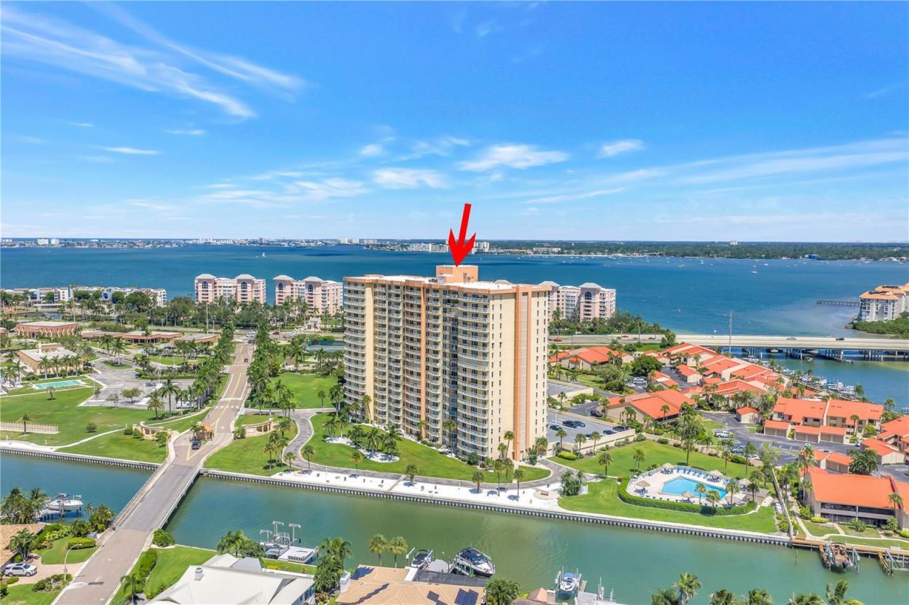 4900 Brittany Drive S, Unit 205, Saint Petersburg, FL 33715 Photo