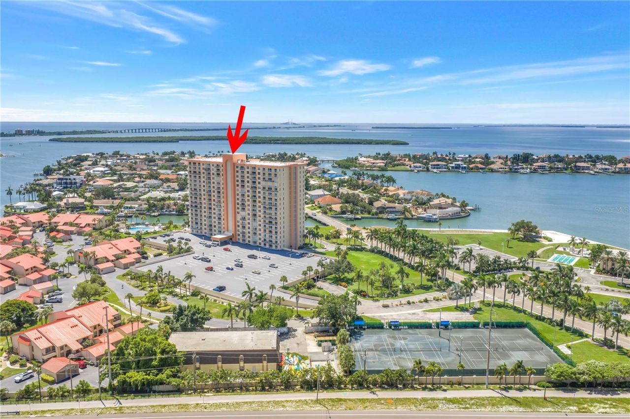 4900 Brittany Drive S, Unit 205, Saint Petersburg, FL 33715 Photo