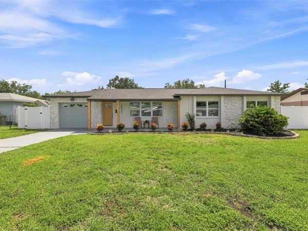 6041 15TH STREET N, ST PETERSBURG, FL 33703