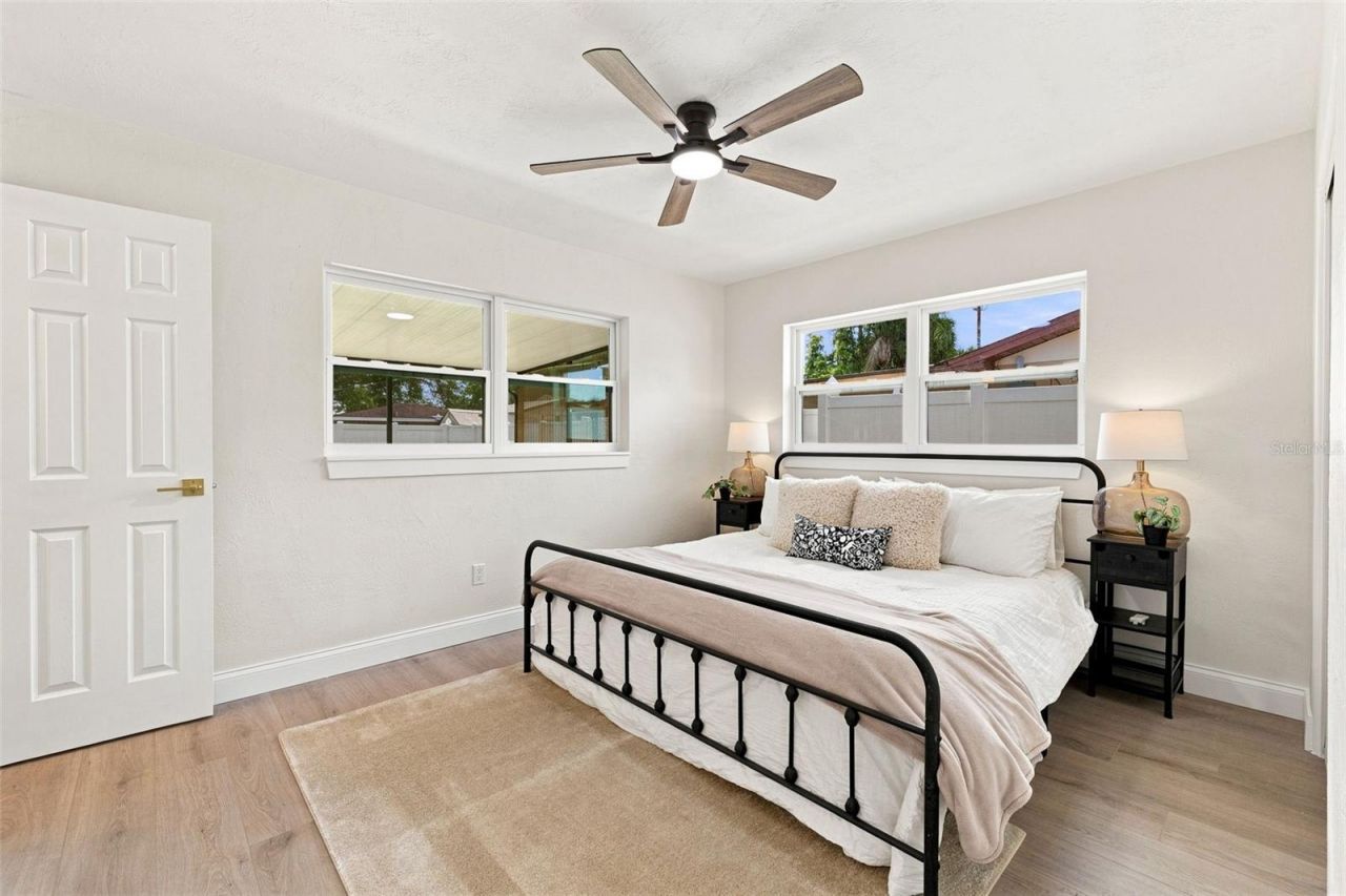 6041 15th Street N, Saint Petersburg, FL 33703 Photo