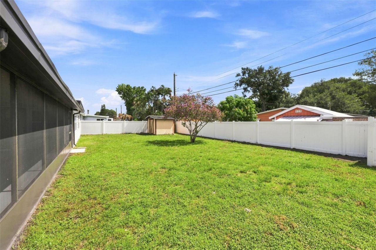 6041 15th Street N, Saint Petersburg, FL 33703 Photo