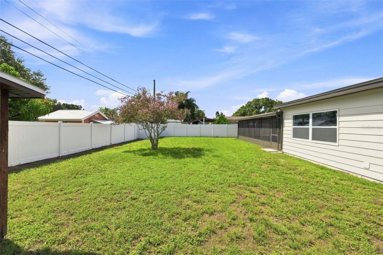 6041 15th Street N, Saint Petersburg, FL 33703 Photo