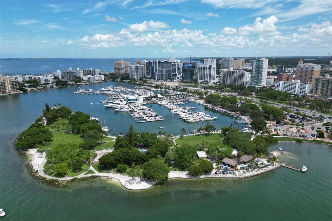 1041 Citrus Avenue, Sarasota, FL 34236 Photo
