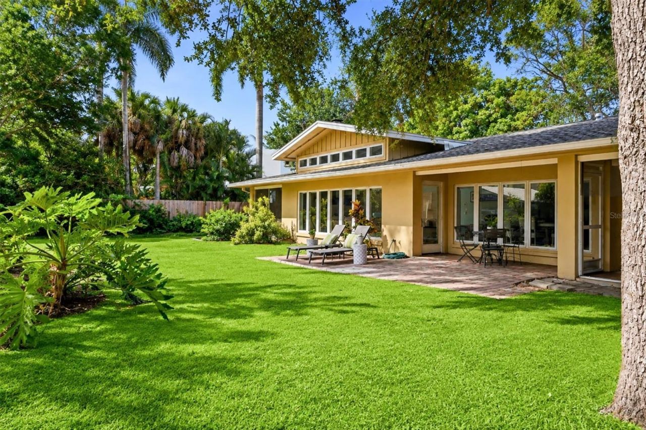 1041 Citrus Avenue, Sarasota, FL 34236 Photo