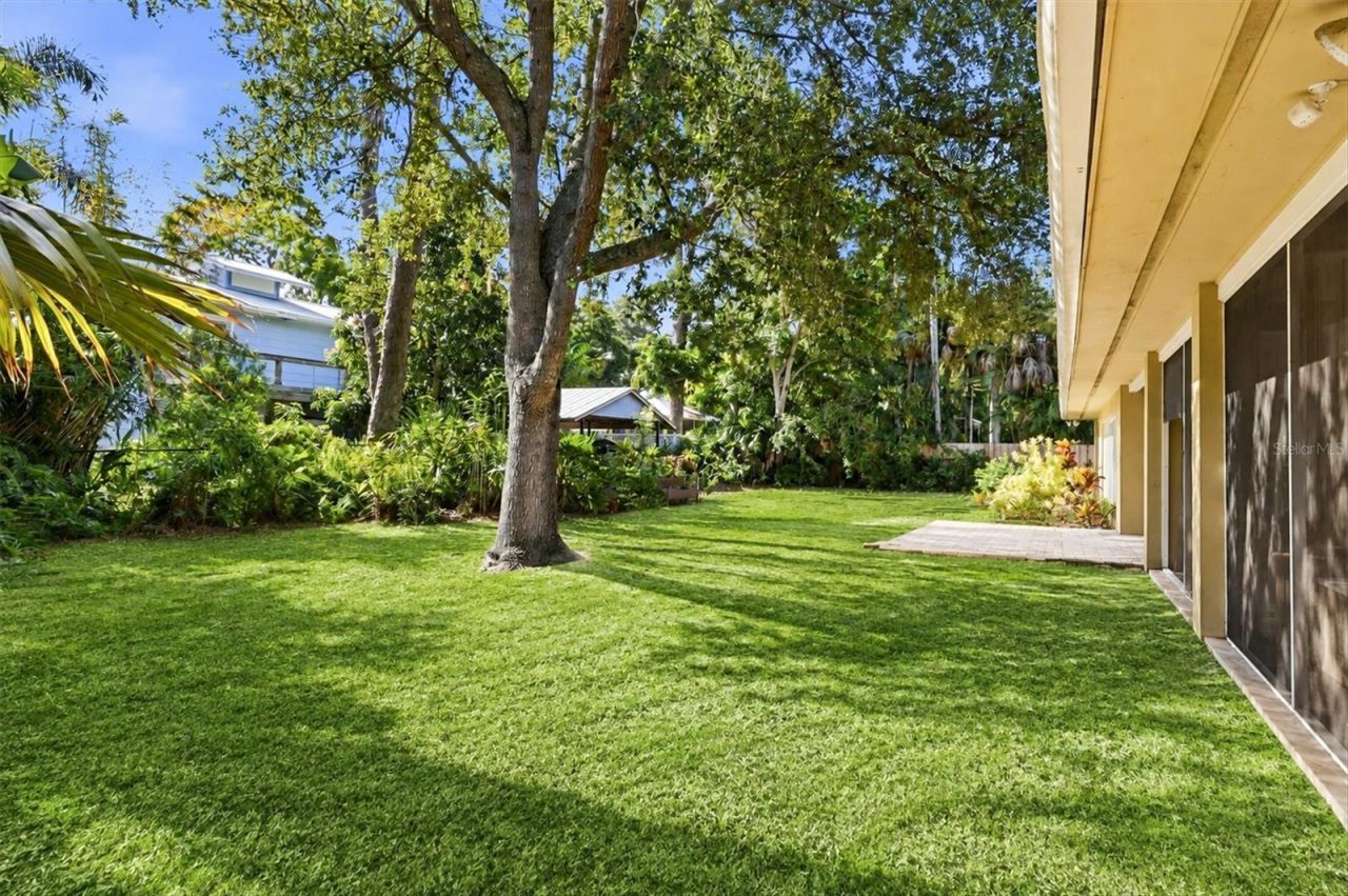 1041 Citrus Avenue, Sarasota, FL 34236 Photo