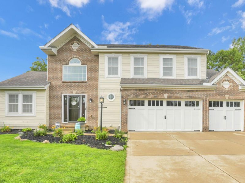 246 Weeping Willow Run Drive , Johnstown, OH 43031 Photo 1