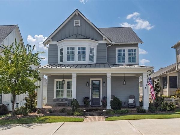 401 Reeves Street , Woodstock, GA 30188