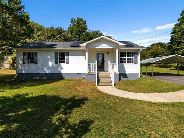 108 Lillie Lane, Maysville, GA 30558