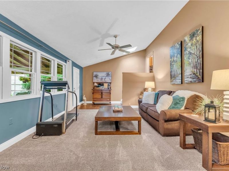 10037 W Sprague Road, North Royalton, OH 44133 Photo 10