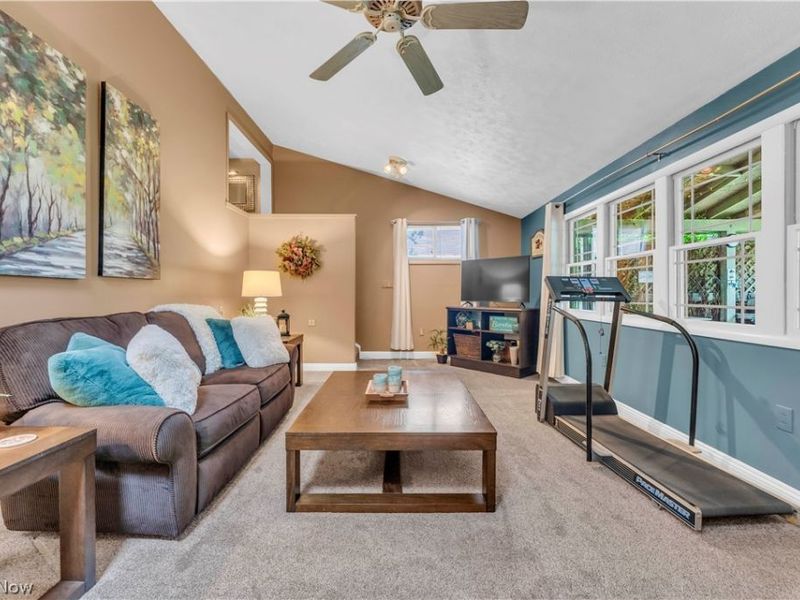 10037 W Sprague Road, North Royalton, OH 44133 Photo 11