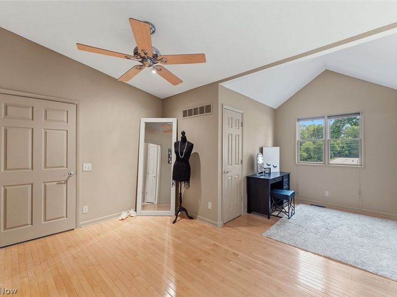 10037 W Sprague Road, North Royalton, OH 44133 Photo 22