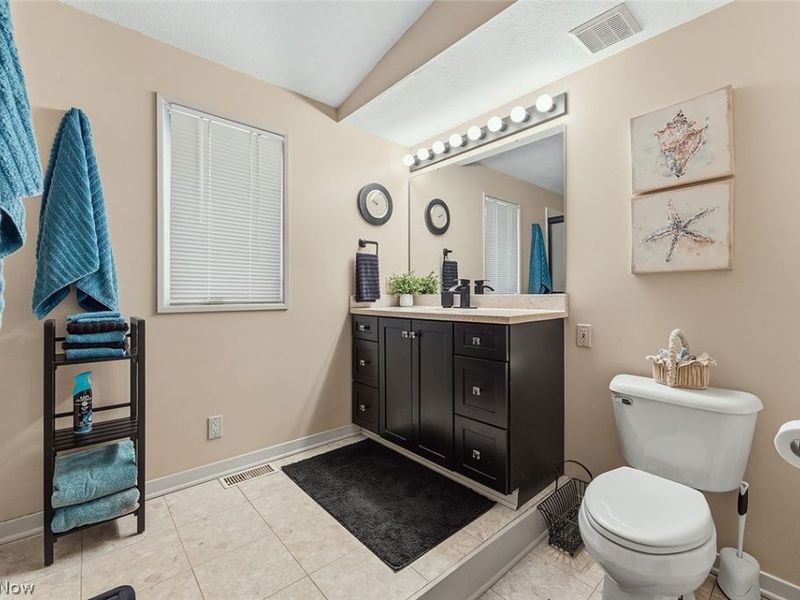 10037 W Sprague Road, North Royalton, OH 44133 Photo 24