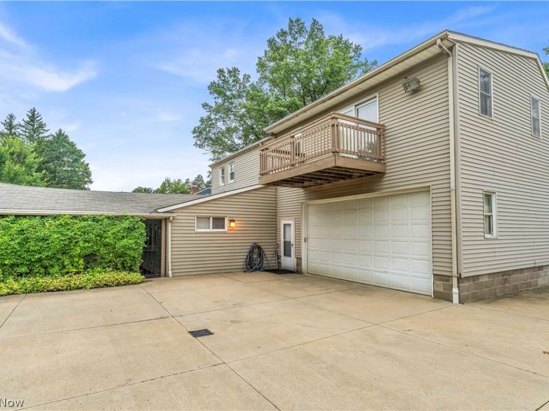 10037 W Sprague Road, North Royalton, OH 44133 Photo 3