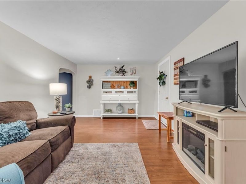 10037 W Sprague Road, North Royalton, OH 44133 Photo 9
