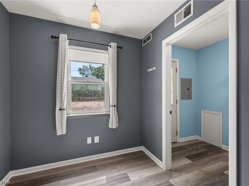 3883 Brookside Boulevard , Cleveland, OH 44111 Photo 15