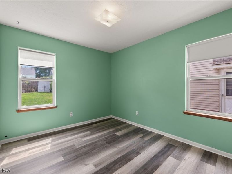 3883 Brookside Boulevard , Cleveland, OH 44111 Photo 17