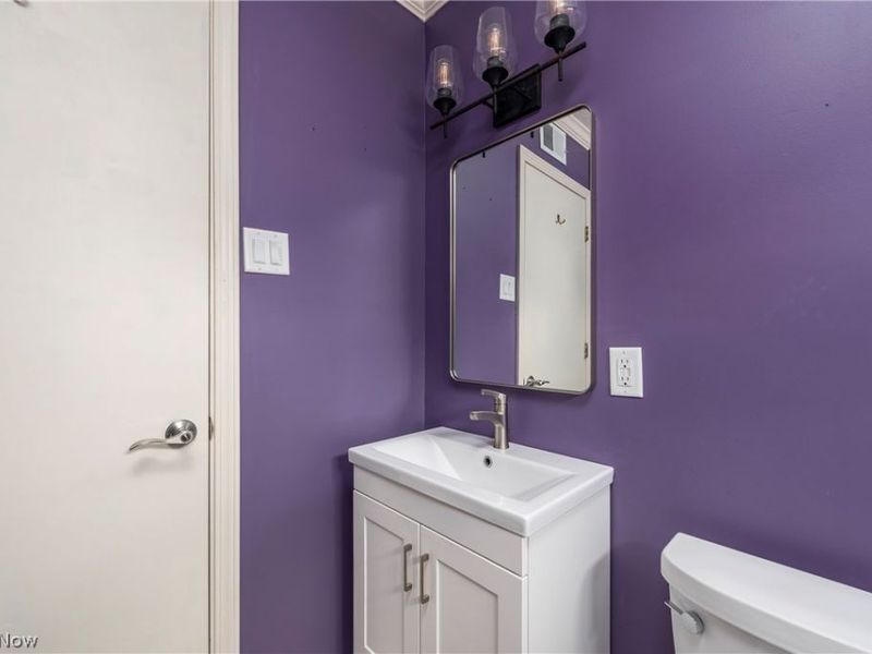 3883 Brookside Boulevard , Cleveland, OH 44111 Photo 24