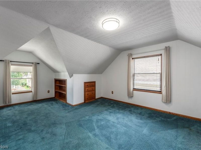 3883 Brookside Boulevard , Cleveland, OH 44111 Photo 29