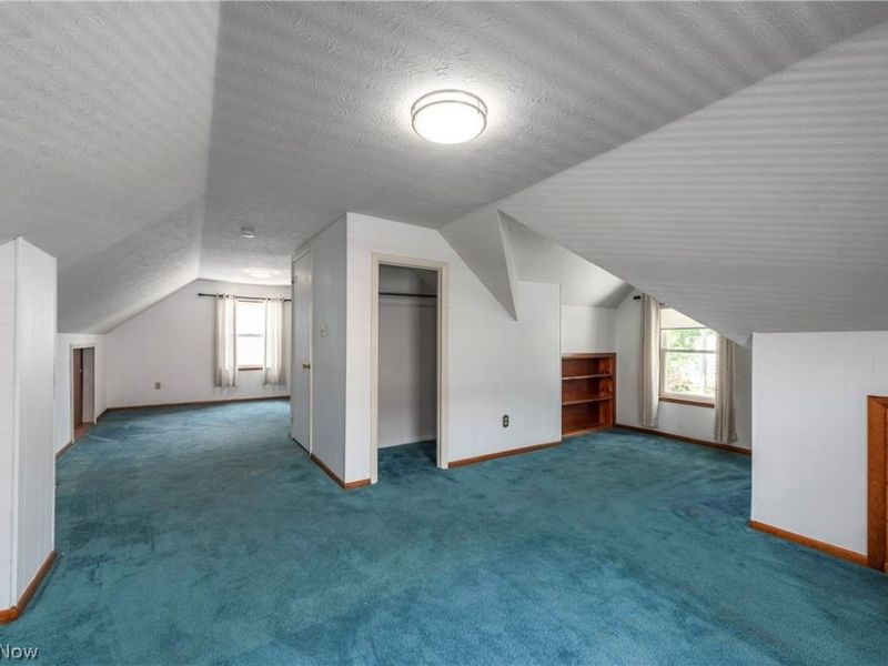 3883 Brookside Boulevard , Cleveland, OH 44111 Photo 30