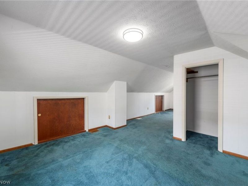 3883 Brookside Boulevard , Cleveland, OH 44111 Photo 31