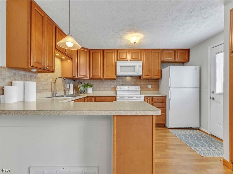 7444 Noble Court , Mentor, OH 44060 Photo 8