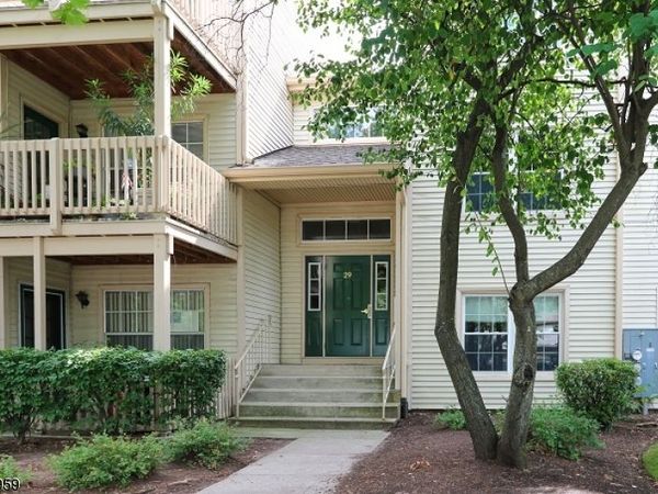 29 Timber Dr, Unit 69, Clifton, NJ 07014