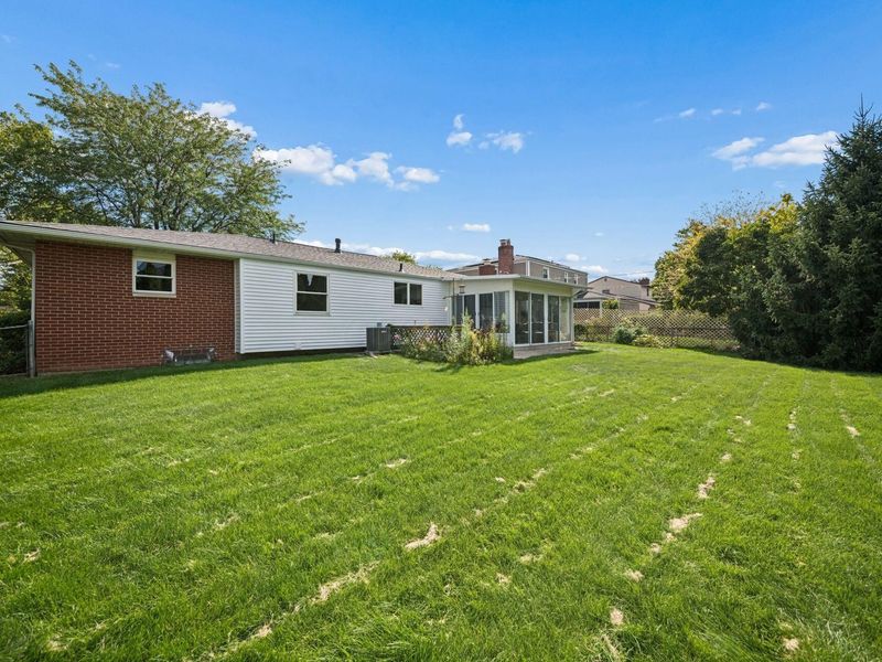 1272 Bradshire Drive, Columbus, OH 43220 Photo 25