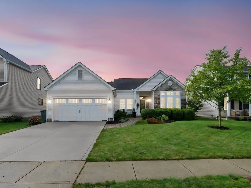 5833 Hunting Haven Drive, Hilliard, OH 43026 Photo 2