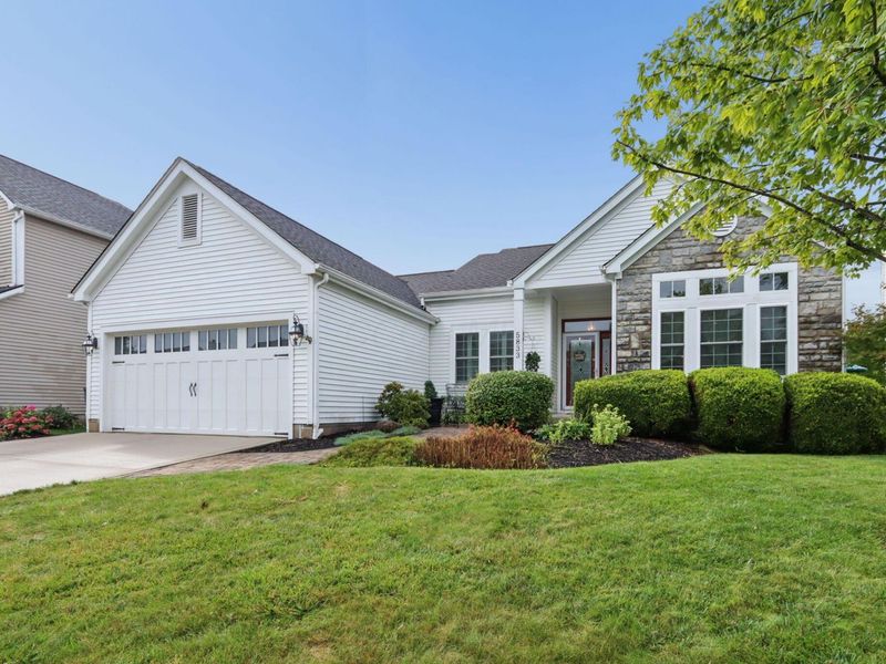 5833 Hunting Haven Drive, Hilliard, OH 43026 Photo 3