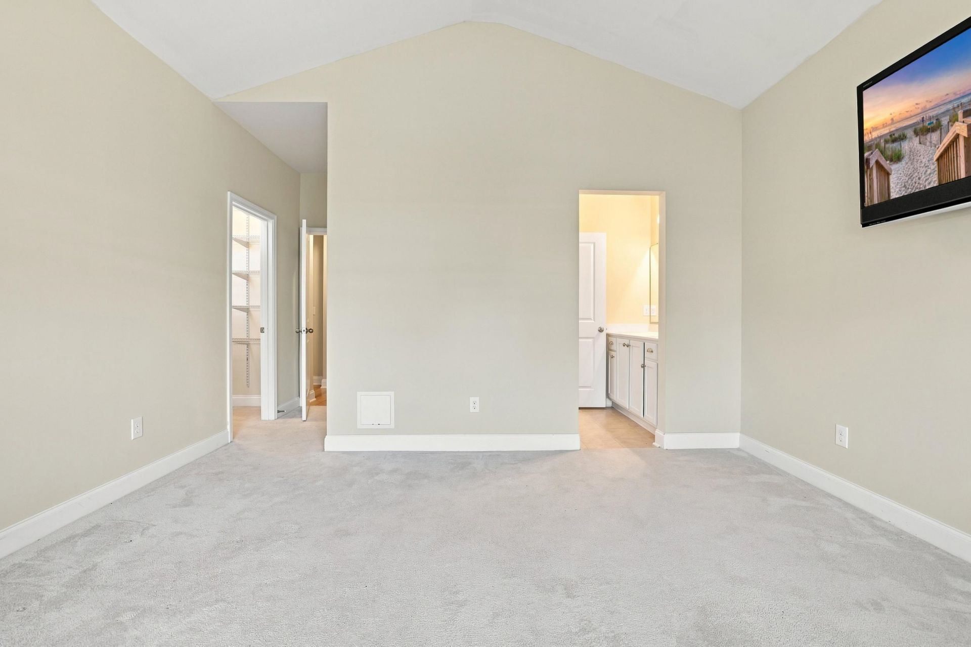 242 Hyacinth Loop  Photo 27