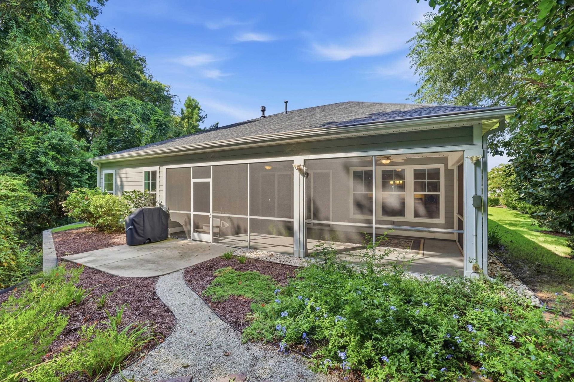 242 Hyacinth Loop  Photo 39