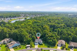 242 Hyacinth Loop  photo 4