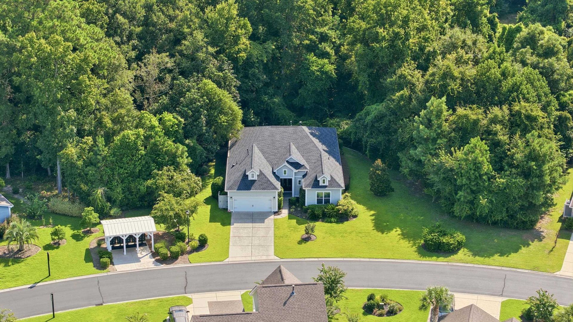 242 Hyacinth Loop  Photo 47
