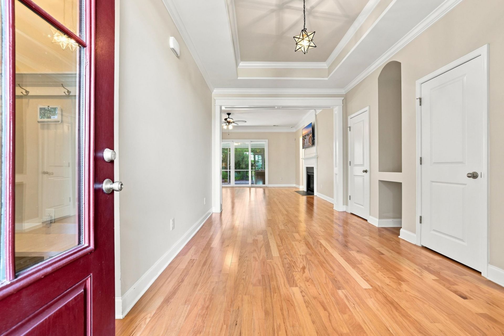 242 Hyacinth Loop  Photo 6