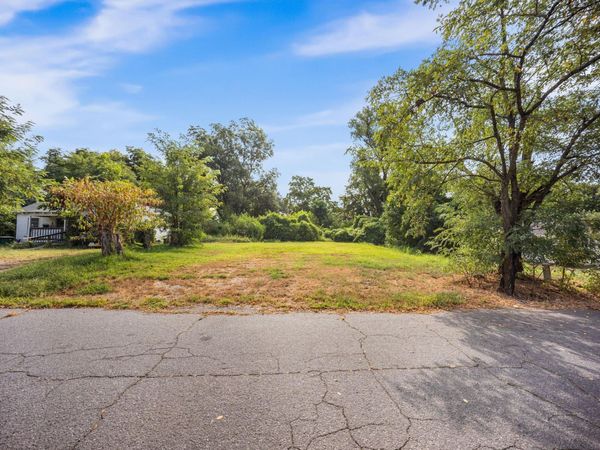 216 Crockett Street , North Little Rock, AR 72114