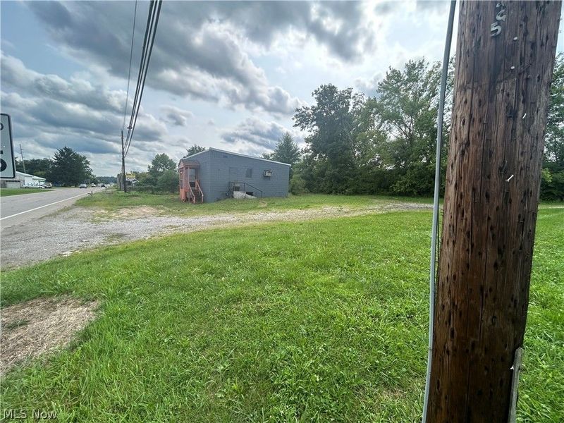 4325 Roseville Road , Zanesville, OH 43701 Photo 2
