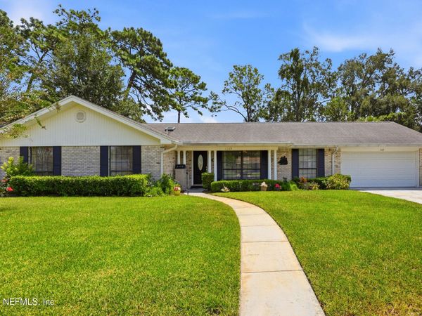 1169 MONTEGO Road E, Jacksonville, FL 32216