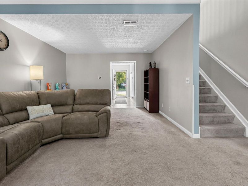 1871 Prominence Drive , Grove City, OH 43123 Photo 4