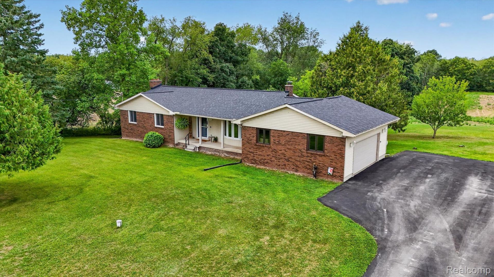 6895 Stow Road, Conway Township, Mi 48836 Main Photo