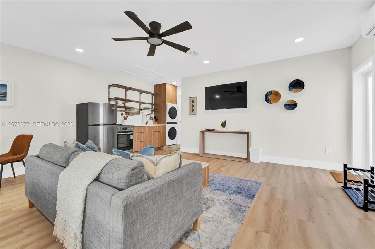 10430 Sunset Strip, Unit S, Sunrise, FL 33322 Photo