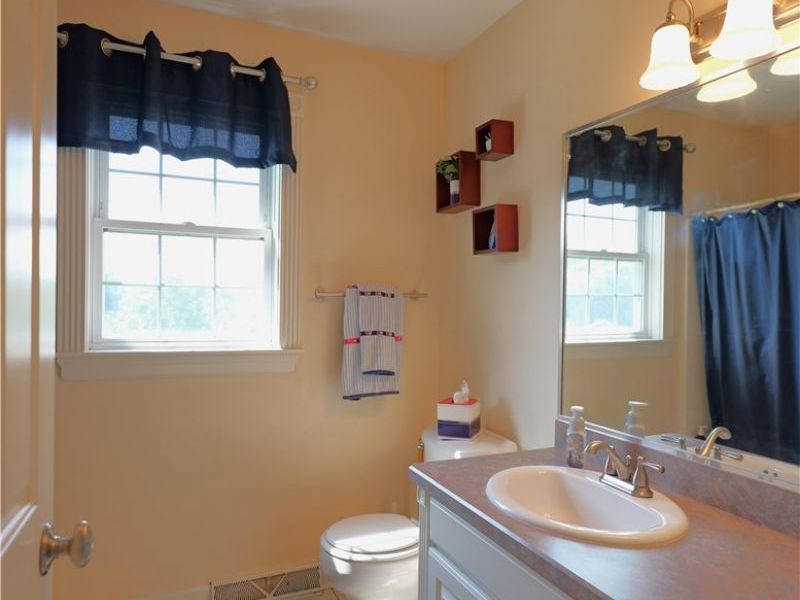 5295 Sycamore Hill Drive , New Middletown, OH 44442 Photo 19