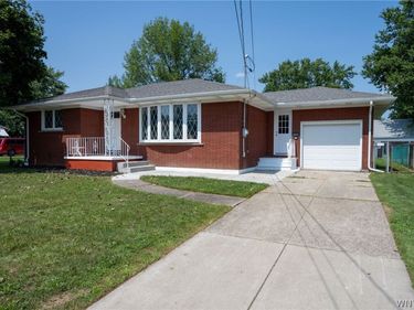 28 Evergreen Place, Buffalo, NY 14225