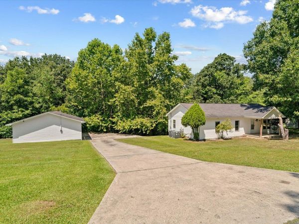 1846 N Boyd Drive, Rocky Face, GA 30740